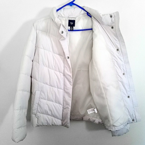 **SOLD** GAP Puffer Jacket/Coat - White - Picture 4 of 5